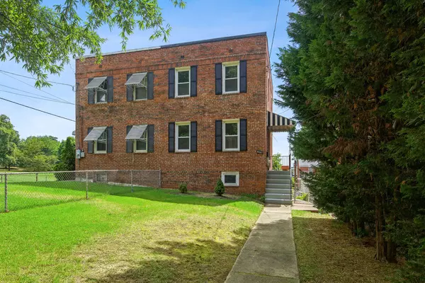 5053 11th St NE, Washington, DC 20017-2849