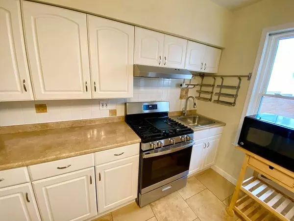 Baltimore, MD 21224-2624,305 S Lehigh St