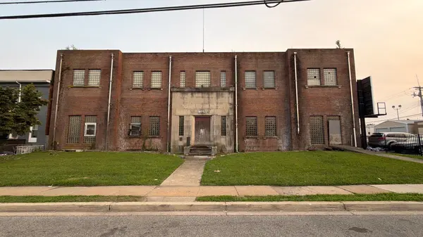 4650 Reisterstown Rd, Baltimore, MD 21215-6227