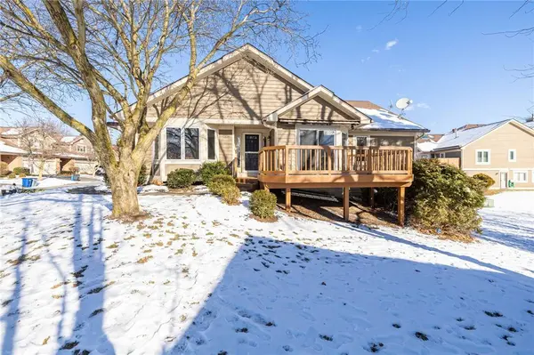 1063 Hillsboro Cove CIR, Webster, NY 14580