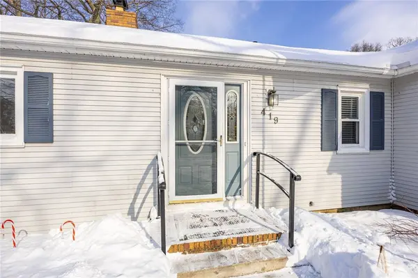 419 Brookview DR, Rochester, NY 14617