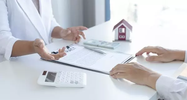 feature image of The Secret to Selling Your House in Today&#39;s Market