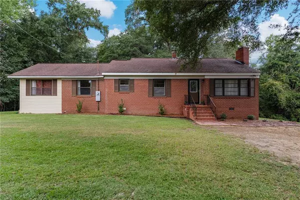 1900 N Eufaula AVE, Eufaula, AL 36027