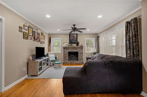 1900 N Eufaula AVE, Eufaula, AL 36027