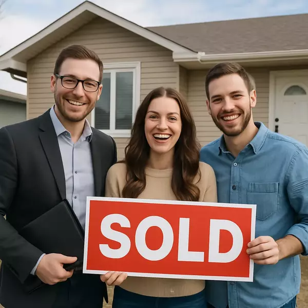 feature image of The Role of Your Real Estate Agent and Lawyer in a Regina Home Sale