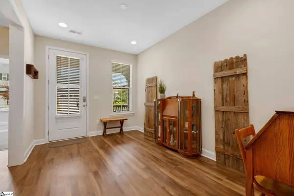 222 Durness Drive, Simpsonville, SC 29681