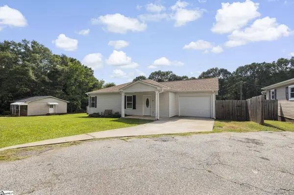 148 Bradley Drive, Wellford, SC 29385