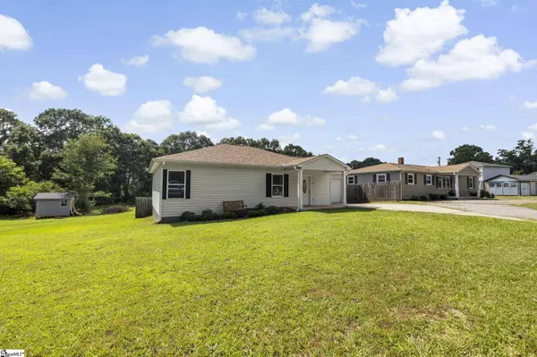 148 Bradley Drive, Wellford, SC 29385