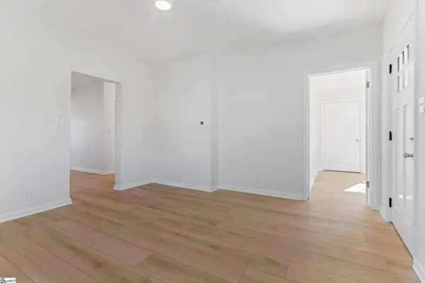 14 Hale Street, Greenville, SC 29605