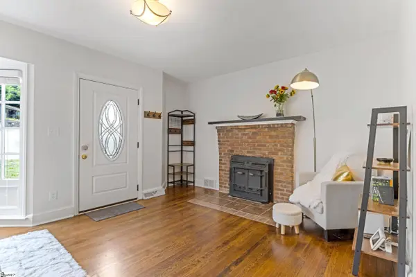 137 Cleveirvine Avenue, Greenville, SC 29607
