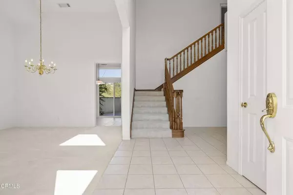 7429 Nixon CT, Ventura, CA 93003