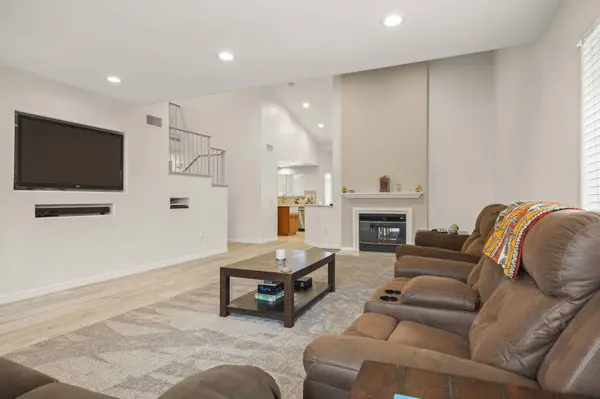 1531 Daphne AVE Avenue, Ventura, CA 93004