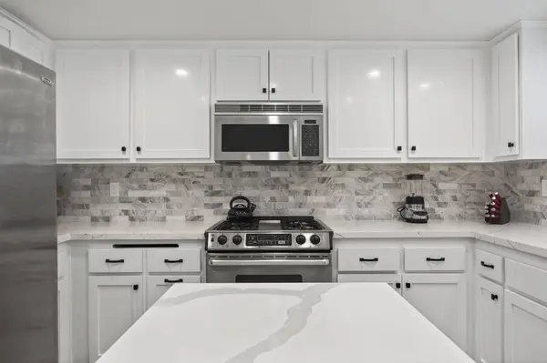 1531 Daphne AVE Avenue, Ventura, CA 93004