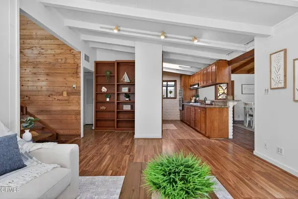 1162 Kingston LN, Ventura, CA 93001