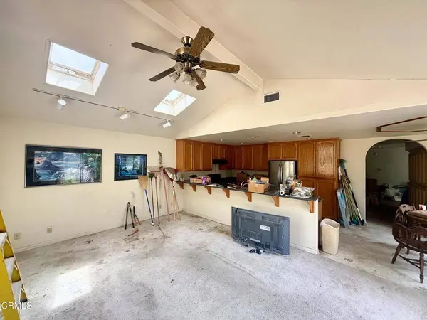 403 W 5th ST, San Dimas, CA 91773