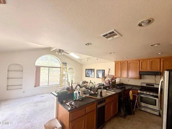 403 W 5th ST, San Dimas, CA 91773