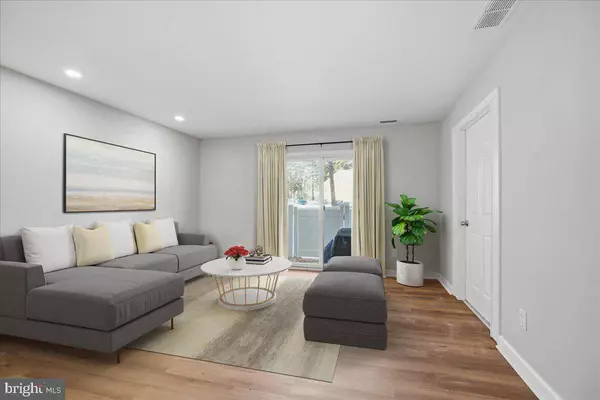 1363 TRISTRAM CIR, Mantua, NJ 08051