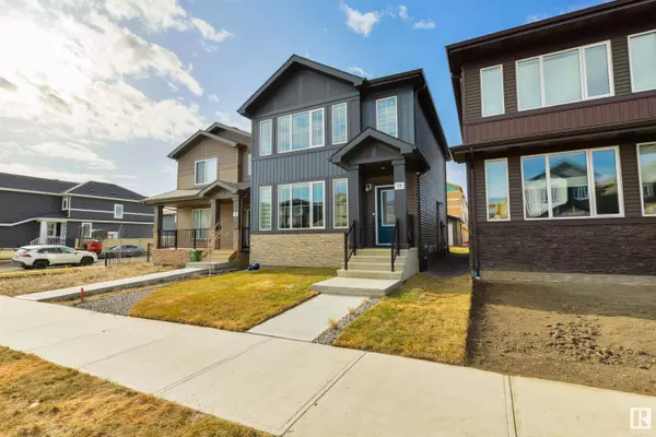 15 EDGEFIELD WY, St. Albert, AB T8N 7Z9