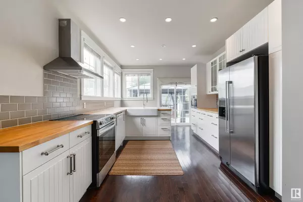 11216 67 ST NW, Edmonton, AB T5B 1L1