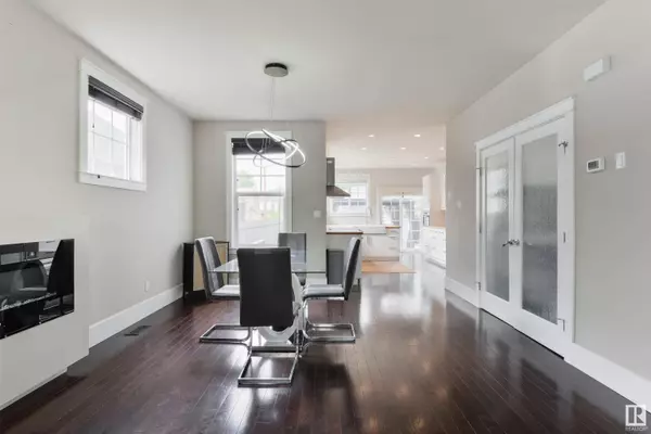 11216 67 ST NW, Edmonton, AB T5B 1L1