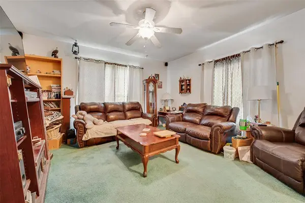 132 San Saba Avenue, Benbrook, TX 76126