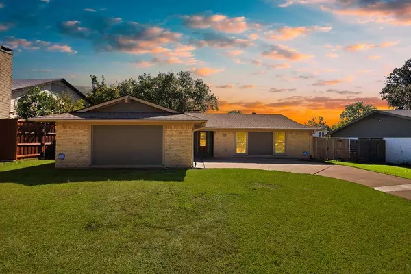 1616 Sara Lane, Richardson, TX 75081