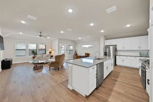 7345 Mistflower Meadows, Grand Prairie, TX 76084