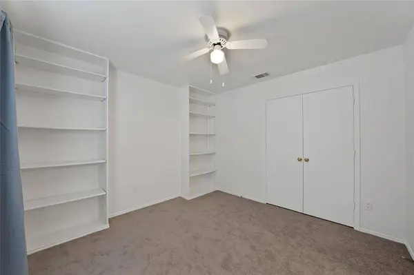 2840 Saint Johns Avenue, Lancaster, TX 75146