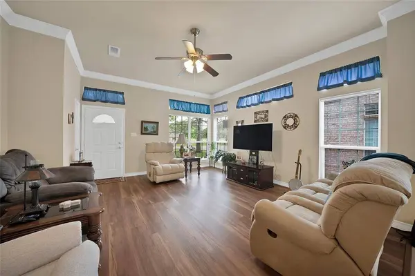 501 S Old Betsy Road #7, Keene, TX 76059