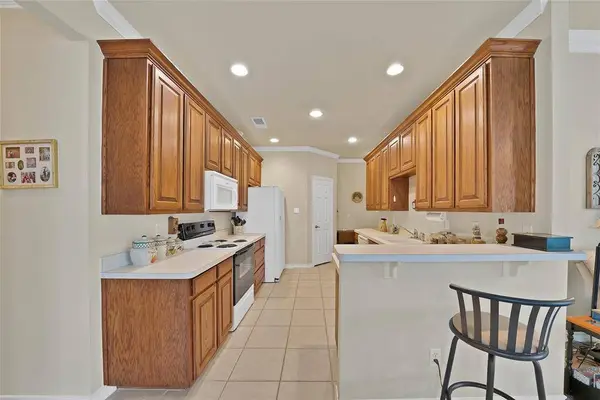 501 S Old Betsy Road #7, Keene, TX 76059