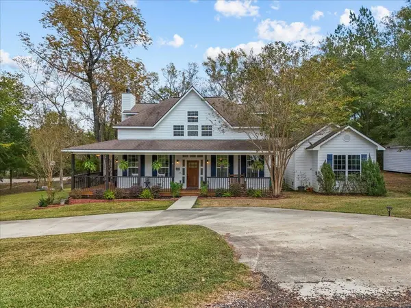 880 Paradise-$565k