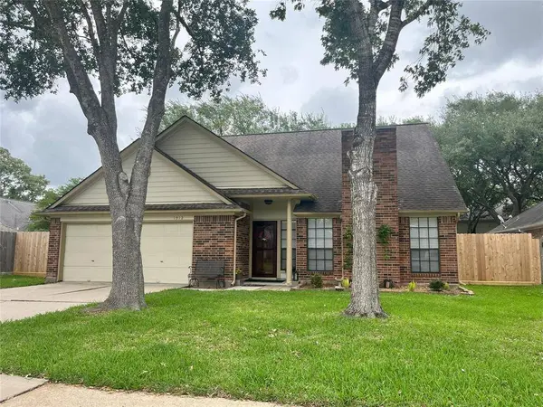 1912 Fir Tree DR, League City, TX 77573