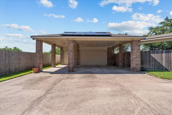 2222 Foxglove ST, League City, TX 77573