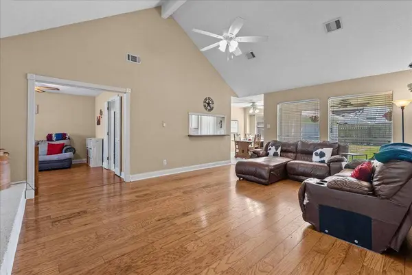 509 Kimswick CT, Deer Park, TX 77536