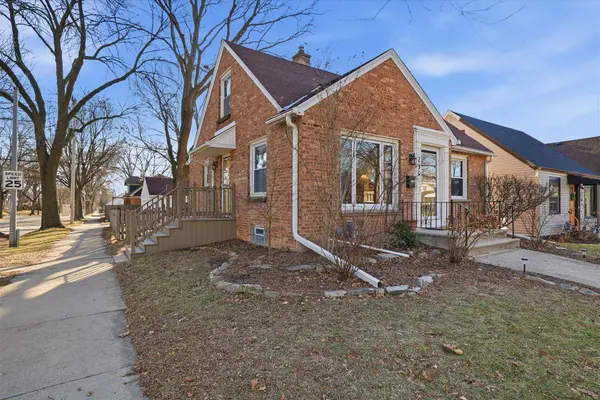 236 N 73rd St, Milwaukee, WI 53213