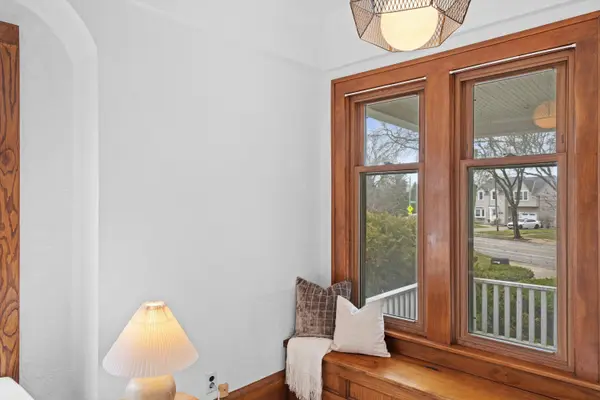 4109 S Whitnall Ave, Milwaukee, WI 53207
