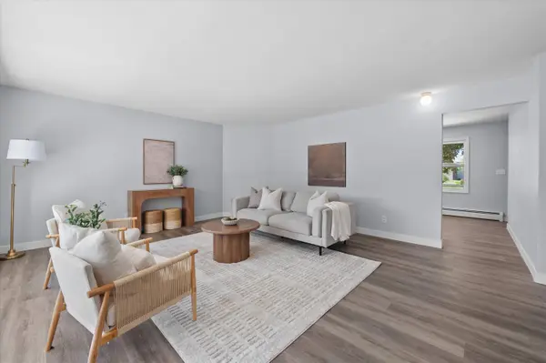W226N8041 Longview Dr, Lisbon, WI 53089