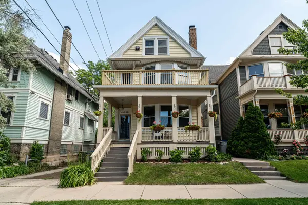 1550 E Irving Pl, Milwaukee, WI 53202