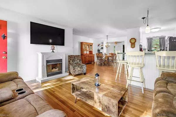 902 Rebecca ST, Franklin, VA 23851