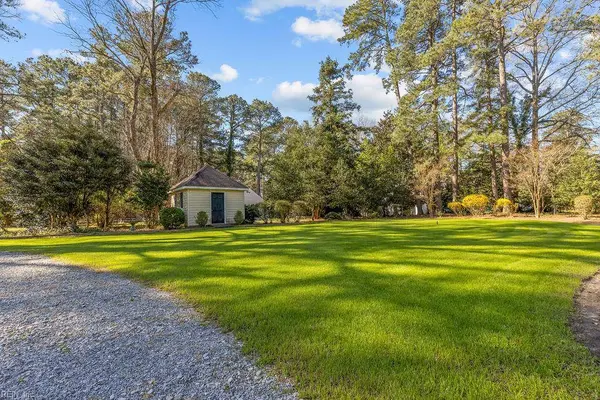 405 Meadow Lane LN, Franklin, VA 23851
