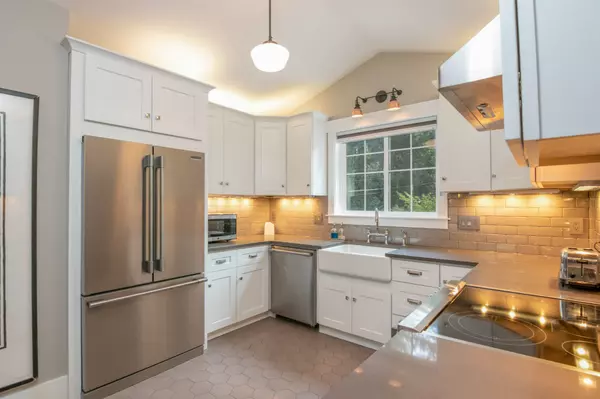 How to Sell Your Home Without an Agent (And Why Most People Regret It)