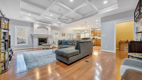 5659 Sullivan LN, Roanoke, VA 24012