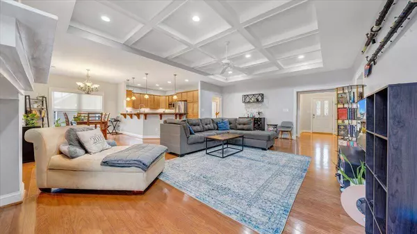 5659 Sullivan LN, Roanoke, VA 24012