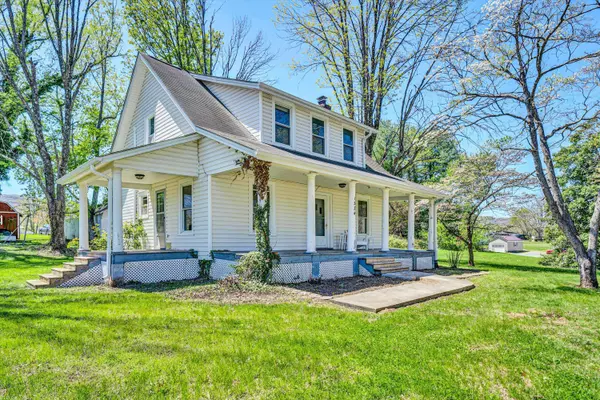 1334 Price ST, Montvale, VA 24122