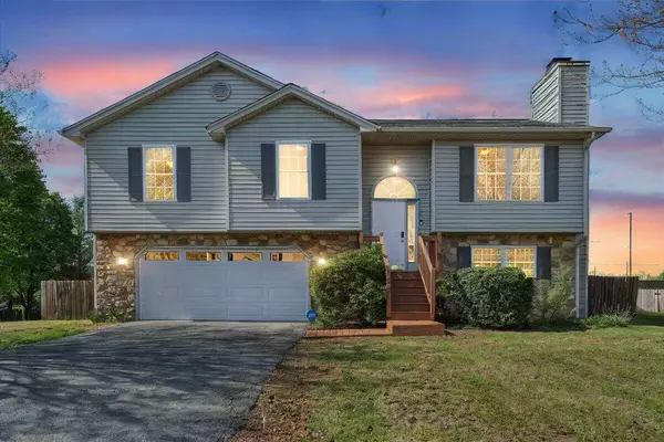 2237 Bloomfield AVE, Roanoke, VA 24012