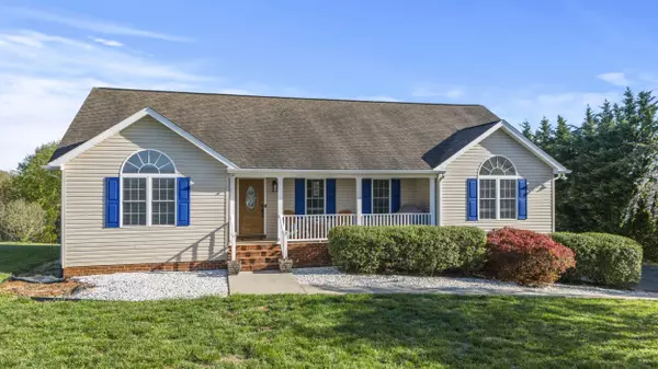 3676 Horseshoe Bend RD, Goodview, VA 24095