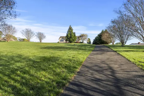 3676 Horseshoe Bend RD, Goodview, VA 24095