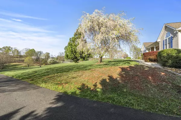 3676 Horseshoe Bend RD, Goodview, VA 24095