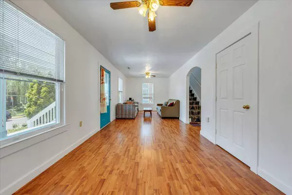 825 Day AVE, Roanoke, VA 24016