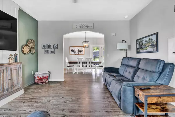 2010 Lawson LN, Vinton, VA 24179